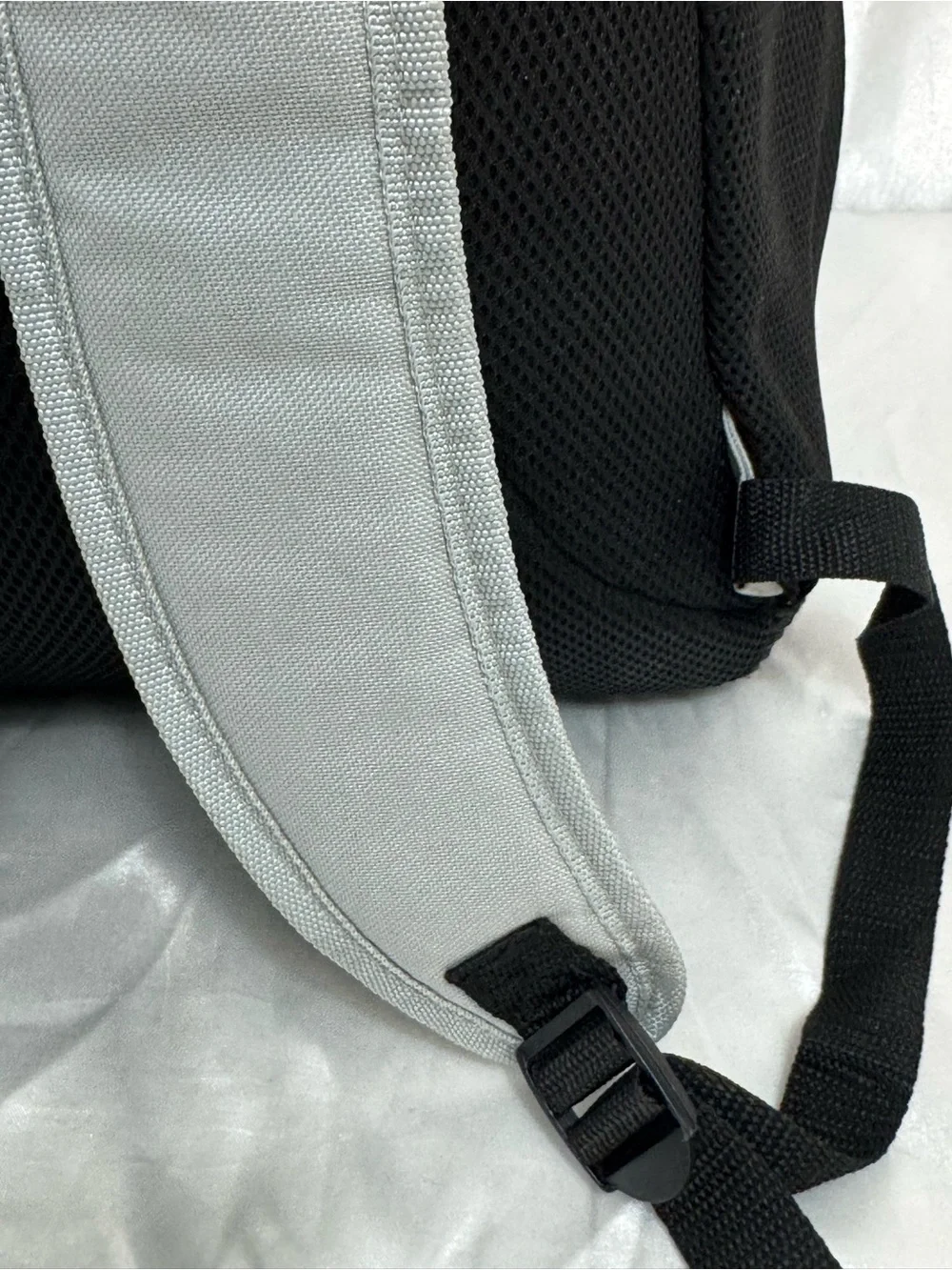 Disney Star Wars The Mandalorian “The Child” Grogu Baby Yoda Laptop Backpack